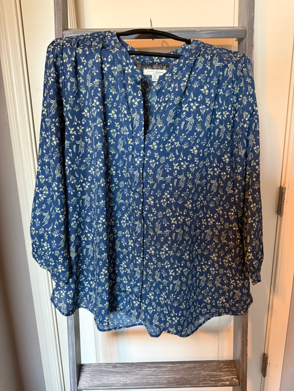 JACHS Girlfriend Navy Floral Blouse